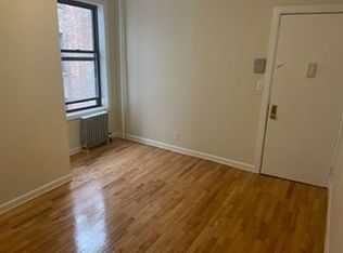 35-44 Steinway St #2R, Long Island City, NY 11101