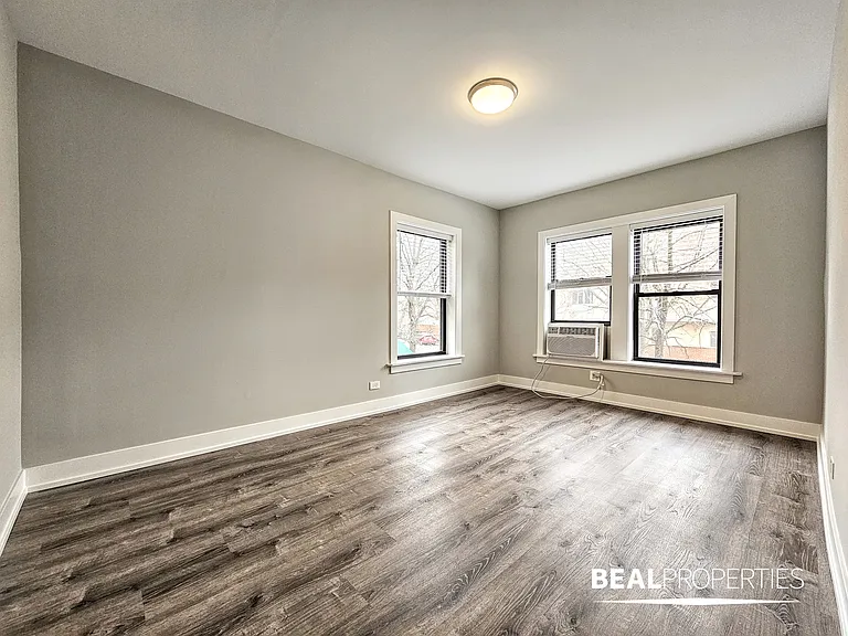 701-715 West Brompton — Photo 52