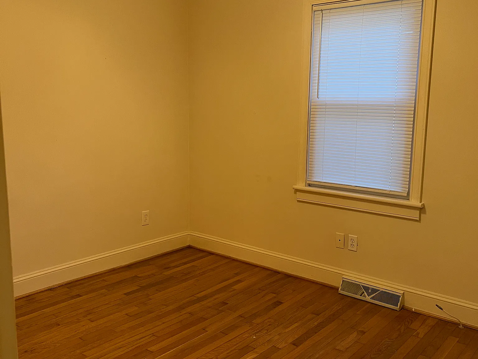 3 bed, 1224 sqft, $1,550 — Photo 3