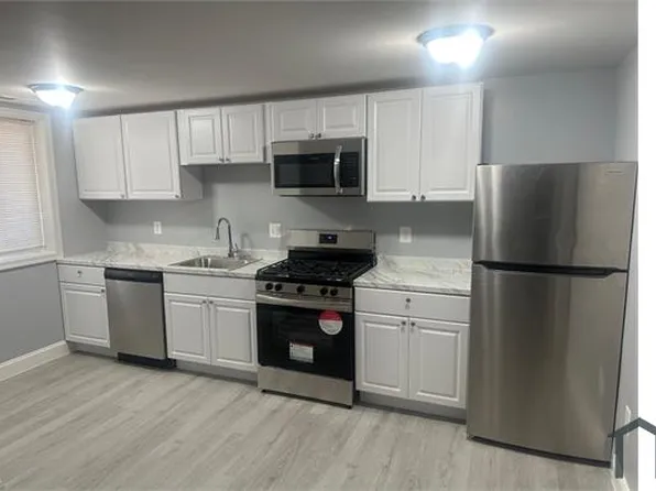 2810 5th St SE APT 205, Washington, DC 20032