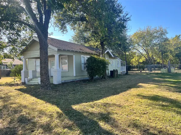 207 N Archer St, Groesbeck, TX 76642
