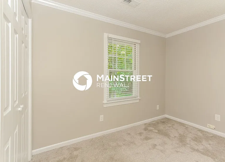 8902 Hunters Pointe Dr — Photo 17