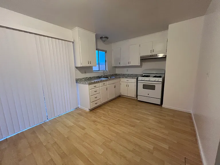 921 Aston Ave #921 — Photo 19