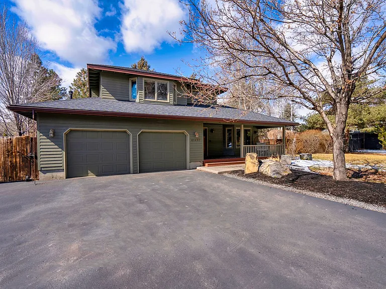 61497 Orion Dr — Photo 1