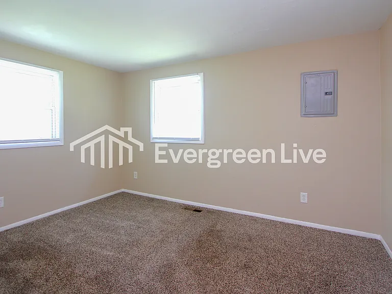 10053 Nassau Ln — Photo 6