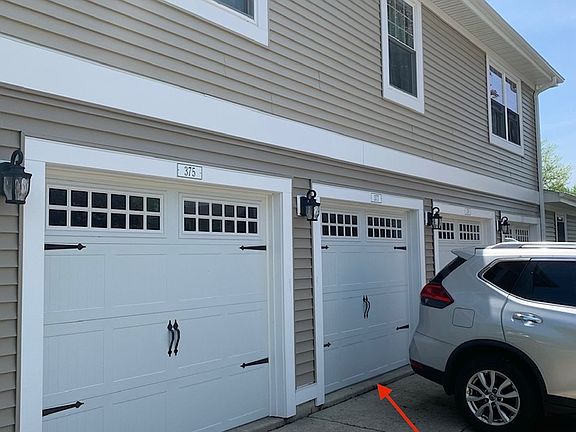 2nd image of 377 Farmingdale Cir Unit 377