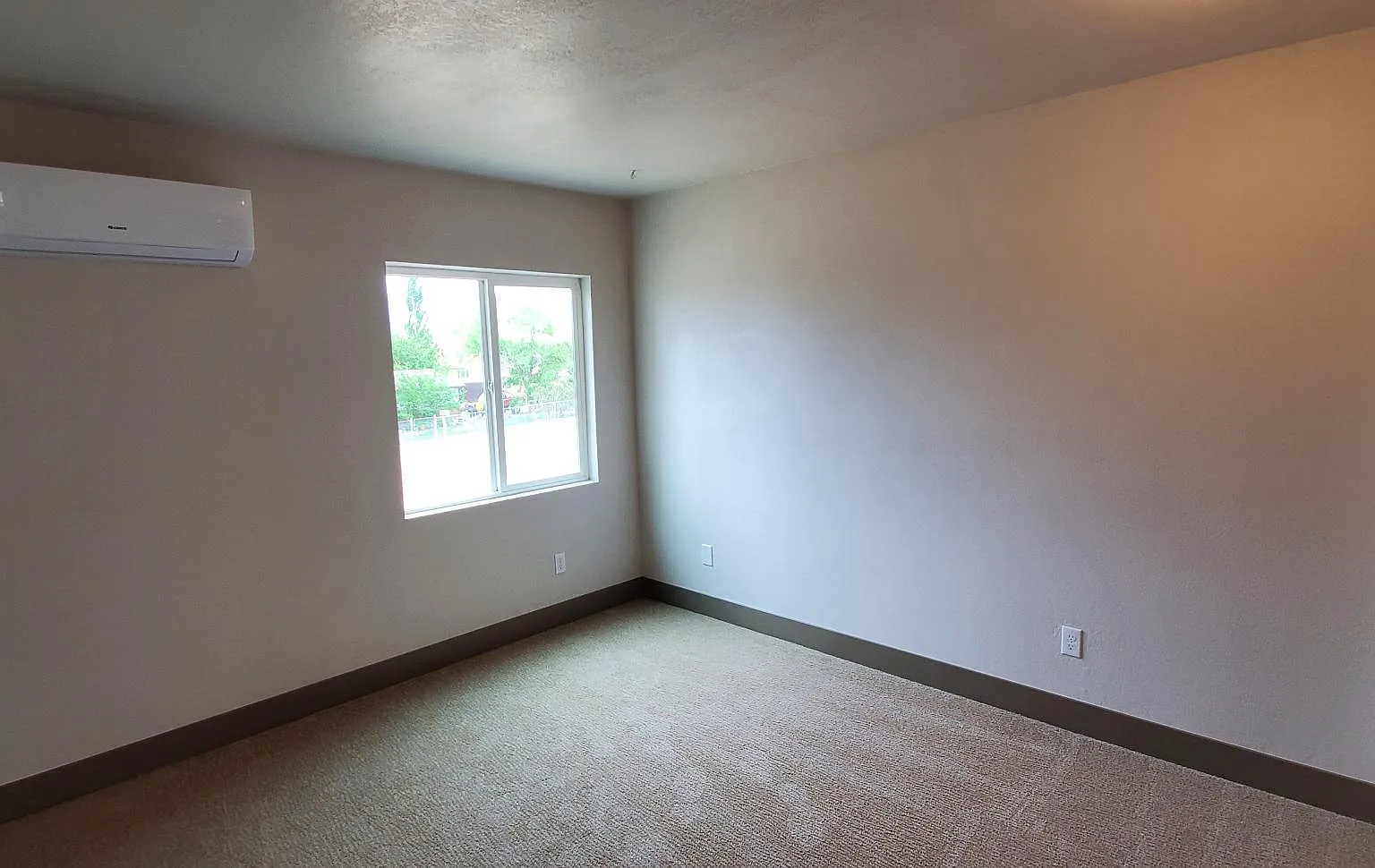 2 bed, 792 sqft, $1,325 — Photo 4