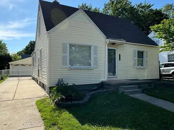 2630 Queen St, Dearborn, MI 48124