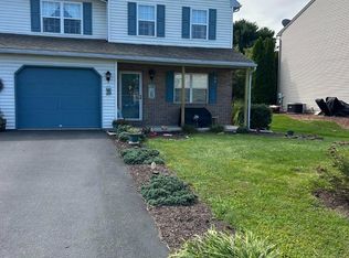 202 S View Rd, Fleetwood, PA 19522