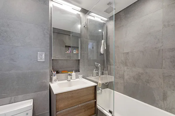 Sold by Compass | media 10