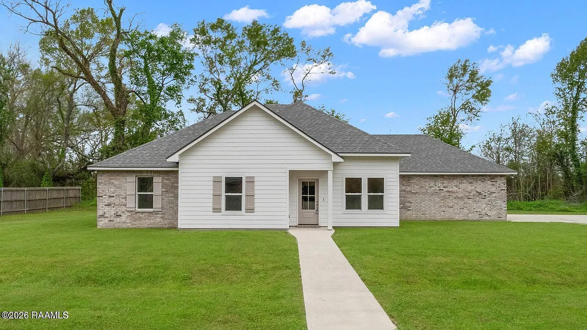 Building Photo - 1025B Timber Trails Rd