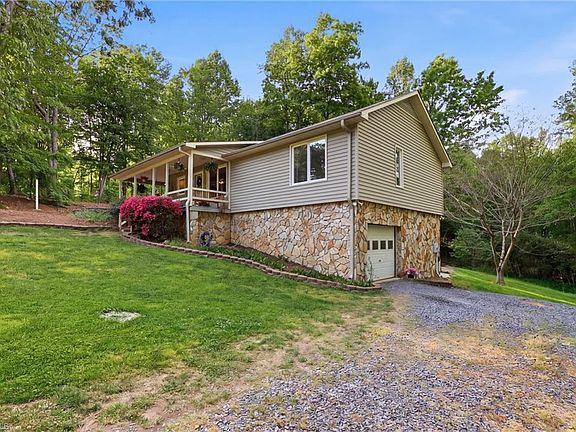 5th image of 980 Redwood Dr