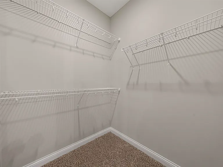 821 Poplar Log Dr — Photo 19