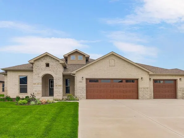 16386 W 166th Ct, Olathe, KS 66062