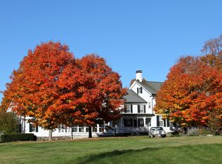 21 Prospect Hill Rd, Stockbridge, MA 01262