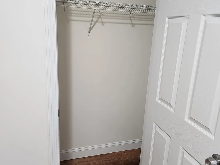 26 Cromwell St #1 — Photo 9
