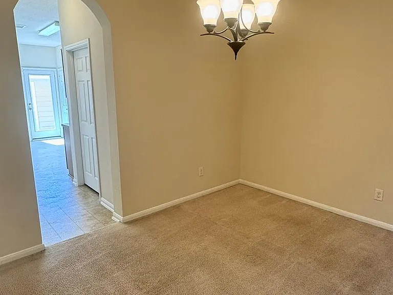 1747 Nichole Woods Dr — Photo 33
