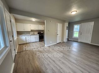 2831 NE Center St #1, Bremerton, WA 98310