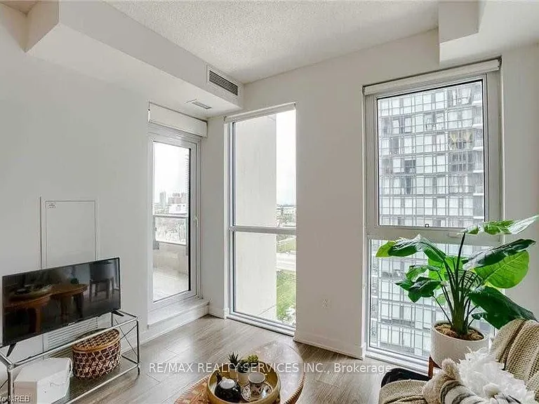 4085 Parkside Village Dr #1005 — Photo 14