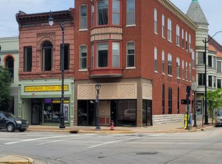 631 E Washington St #2, Springfield, IL 62701