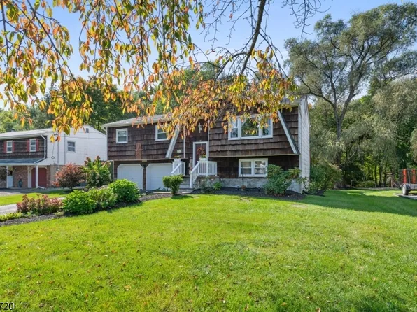 30 Gwyneth Rd, West Milford Twp., NJ 07480