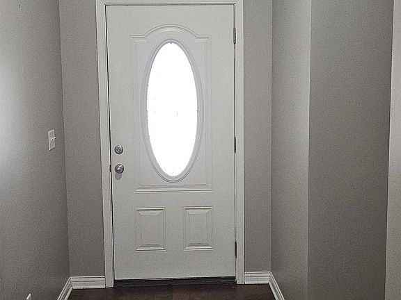 2nd image of 801 Criterion Way