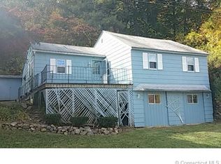 75 Lake Shore Dr, Middlebury, CT 06762