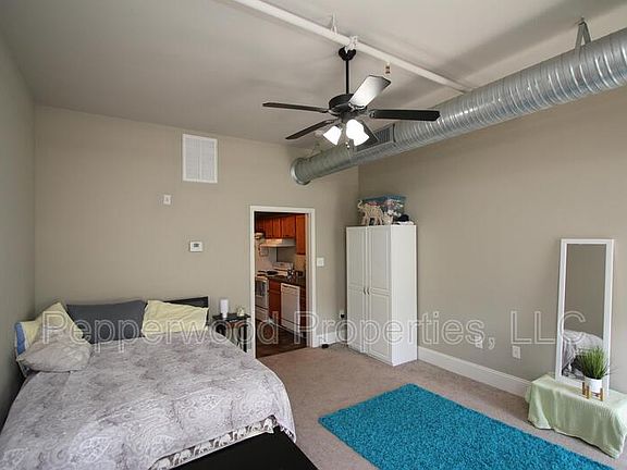 4th image of 249 Magnolia St #304