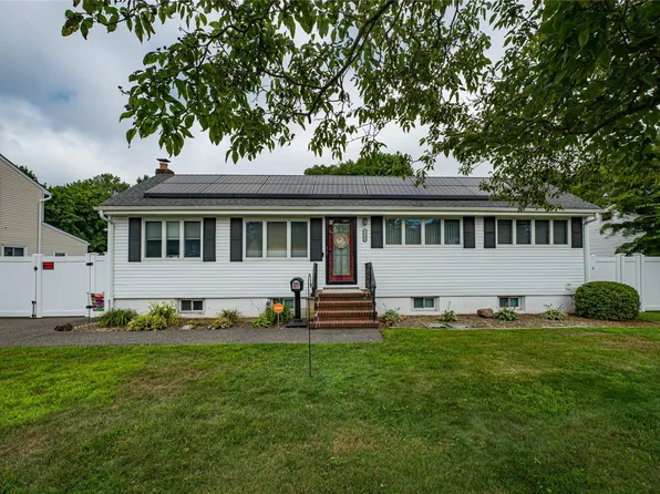 1144 Martinstein Avenue, Bay Shore, NY 11706