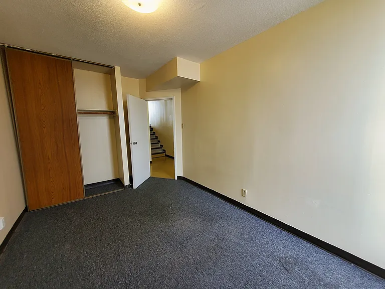 401 Princess St — Photo 33