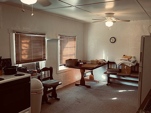 4th image of 411 E Murchison Ave