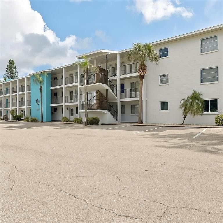 2427 Flamingo Blvd #K27, Bradenton, FL 34207 | Zillow