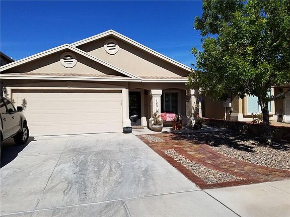 2nd image of 12319 Sombra Grande Dr