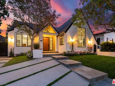 832 S Muirfield Rd, Los Angeles, CA, 90005