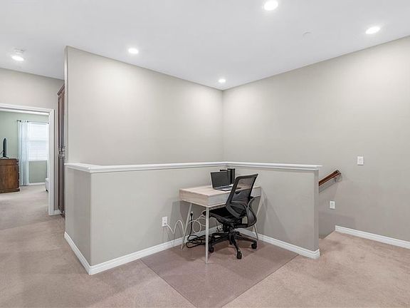 5th image of 40311 Calle Real