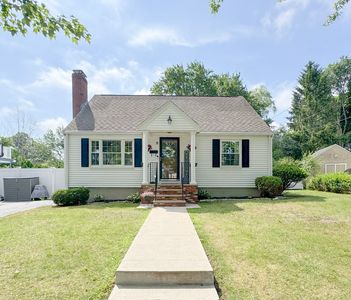 9 Reynolds Rd, Peabody, MA, 01960