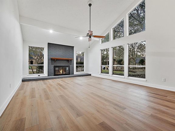 2nd image of 3622 Highland Lakes Dr