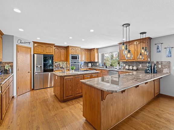 5th image of 580 Gayl Dr