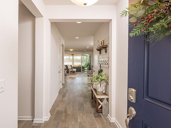 5th image of 55 Estero Ct
