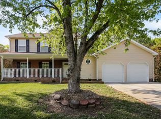 11124 Leadenhall Ln, Charlotte, NC 28262