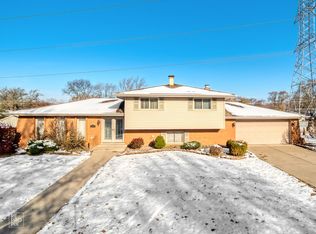 3060 190th Pl, Lansing, IL 60438