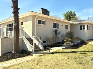 7217 Popkins Farm Rd, Alexandria, VA 22306