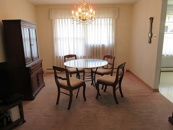 3rd image of 10312 S Kedvale Ave