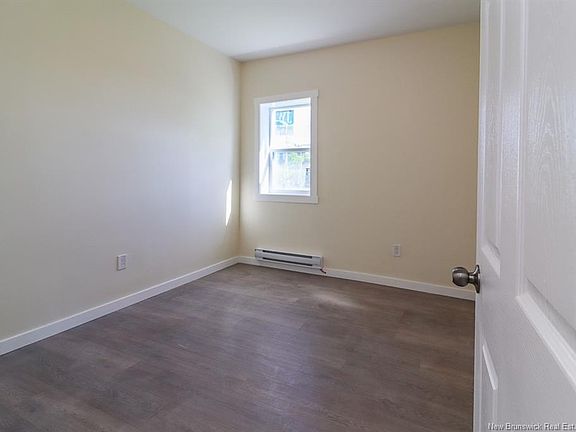 5th image of 206 Saint James St W #204
