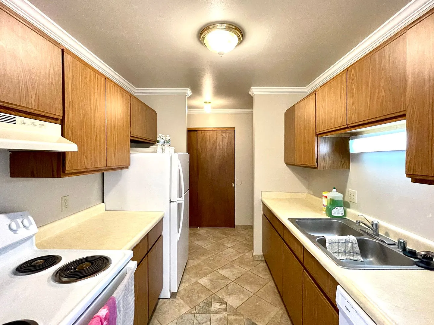 S846 — Photo 2