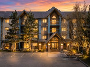 2903 Rabbit Hill Rd NW #324, Edmonton, AB T6R3A3