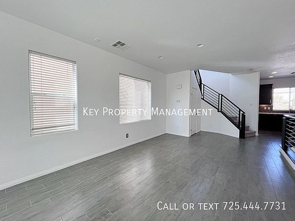 4th image of 10807 Ackers Dr