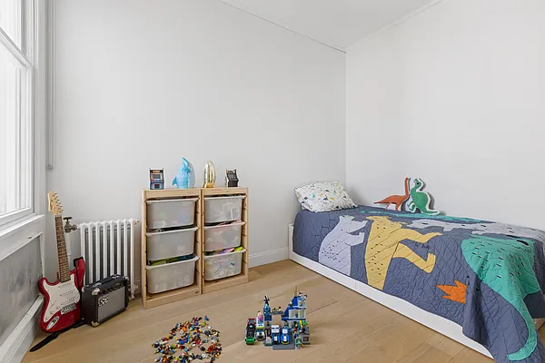 Rented by Corcoran | media 19