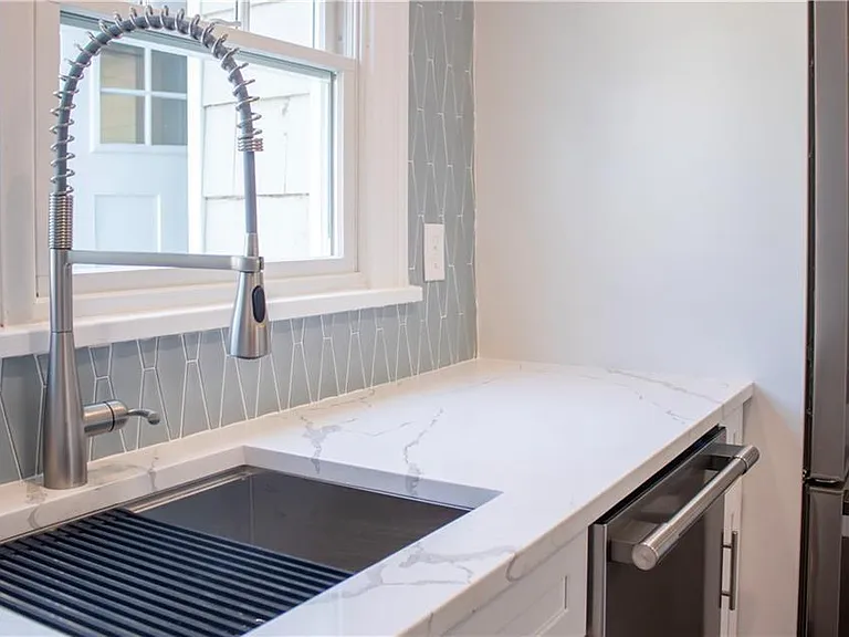 118 Ruggles Ave #101 — Photo 22