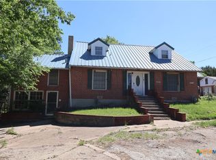702 Trimmier Rd, Killeen, TX 76541